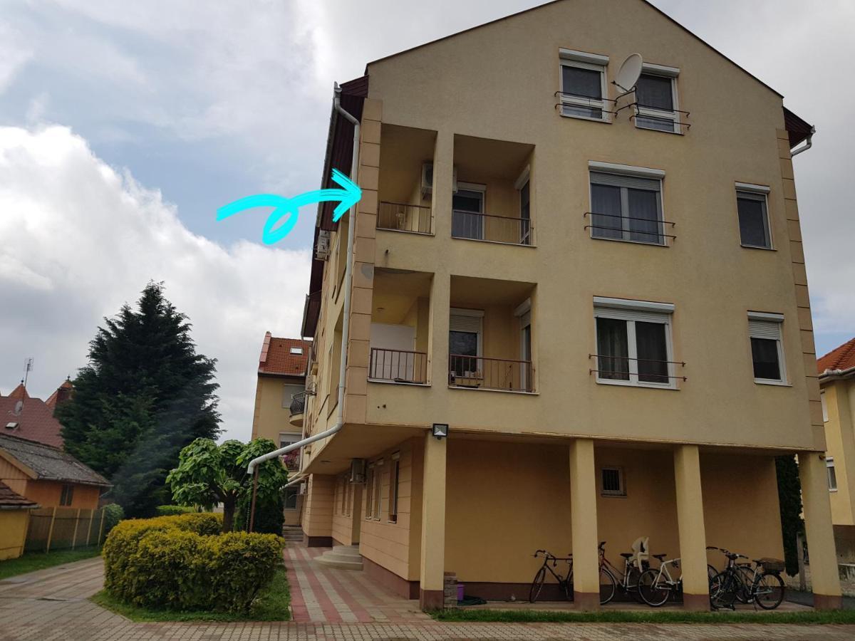 Fischer Apartman 3 Hajdúszoboszló Exteriör bild